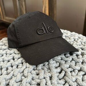 Alo baseball hat.  Never worn!!!!